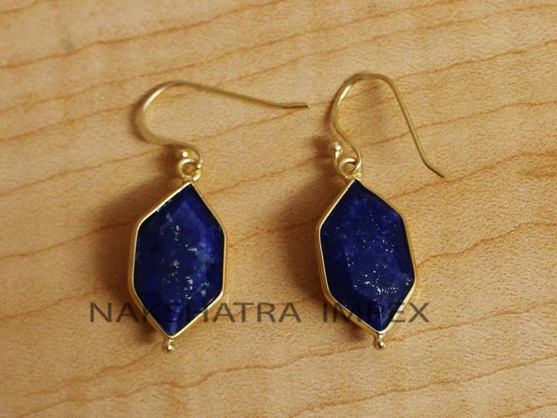 Lapis Lazuli Ohrringe, Lange Hexagon Ohrringe Paare, Facettiert 925 Silber Veredelung Ohrhaken Boho Schmuck von NAKSHATRAIMPEX