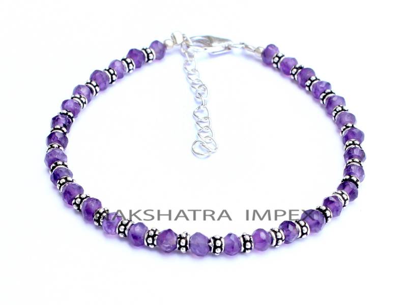 Natürliches Amethyst Power Armband, Lila Kristall Perlen - Mini Heilstein Schmuck Februar Geburtsstein Yoga Meditation Armbänder von NAKSHATRAIMPEX