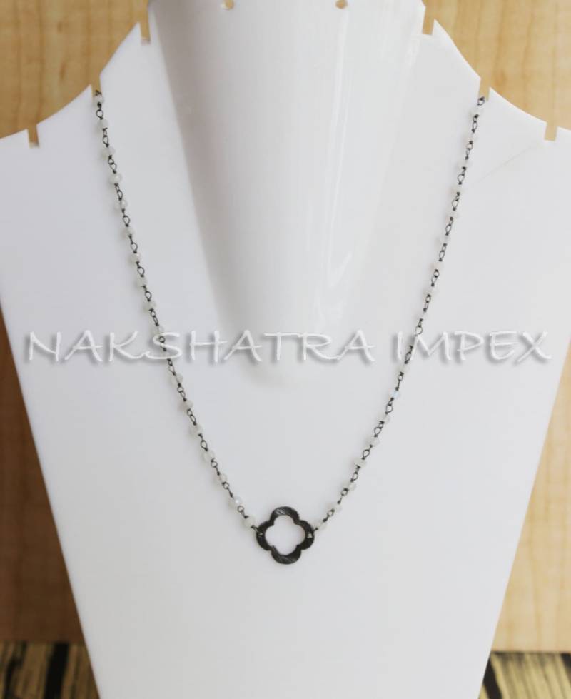 Regenbogen Mondstein Rondelle Facette 925 Sterlingsilber Perlen Kette Gunmetal Halskette Mit Geringen Größe Rotguss Sterling Klee & 2" Einsteller von NAKSHATRAIMPEX