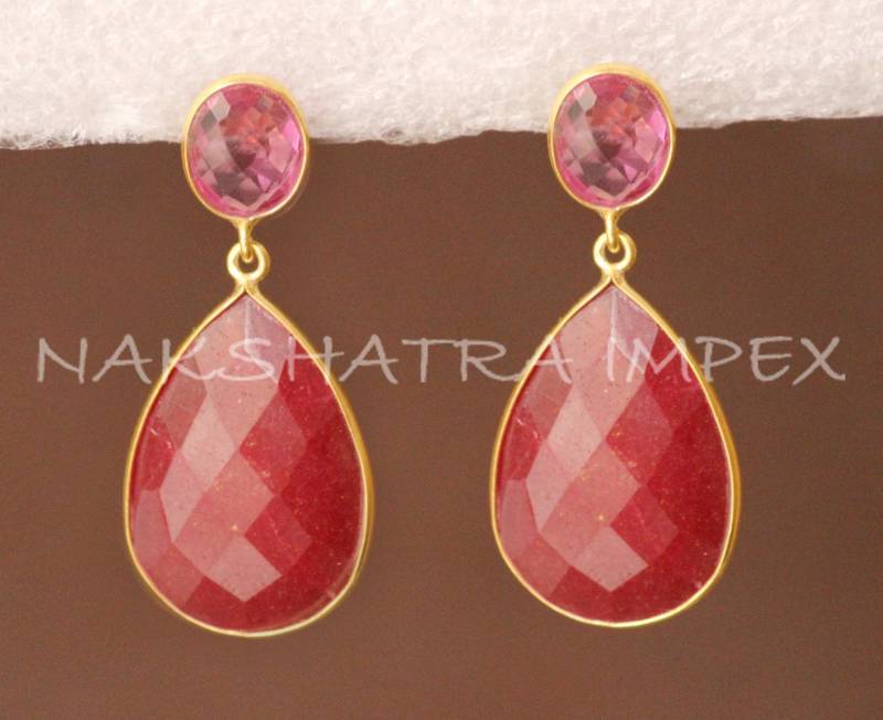 Rosa Quarz Oval & Red Pear Calcidony Briolette 925 Sterling Silber Vergoldet Post Ohrringe von NAKSHATRAIMPEX