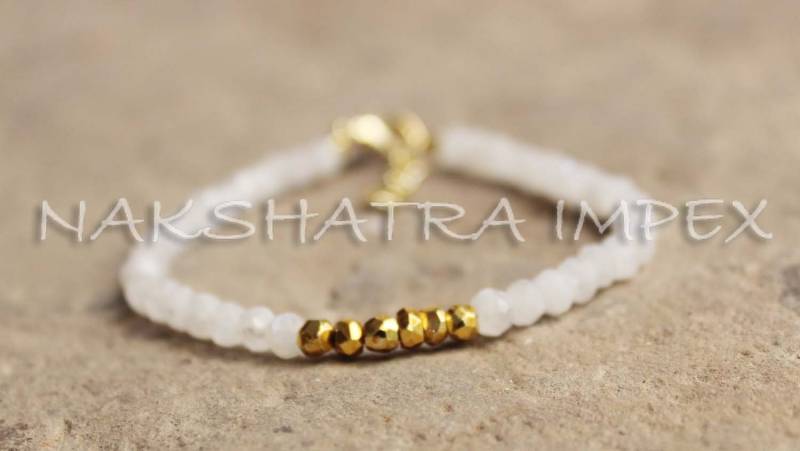 Schöne Regenbogen Mondstein & Goldenen Pyrit Zoll 3-4 Mm Rondelle Facettierten Perlen 6, 50 Gold Vergoldet Armband von NAKSHATRAIMPEX