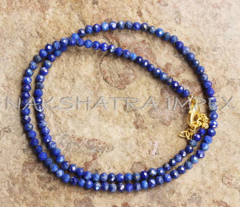Wunderschöne Lapis Lazuli 3-4mm Roundel Facettierte Perlen 15, 5 Zoll Vergoldet Halskette von NAKSHATRAIMPEX