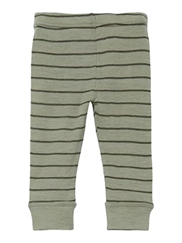 NAME IT Baby Boys NBMWANG Wool Plain AOP LONGJOHN XXII Hose, Silver Sage, 62 von NAME IT