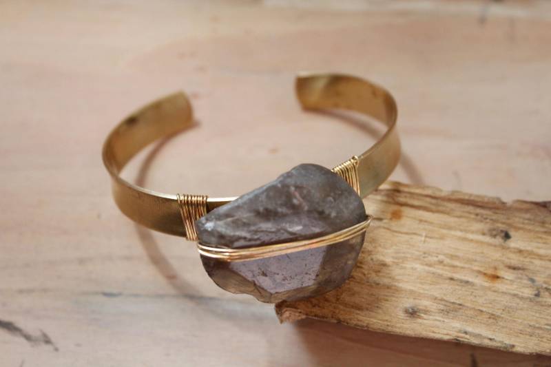 Wire-Wrap C Manschette Armband Aus Messing Wire-Wrap C Manschette Armband Aus Messing von NANAQACCESORIES