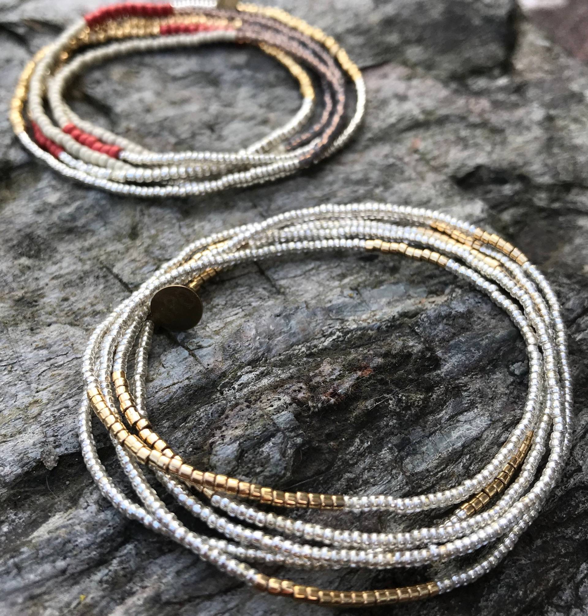 Silber - Und Goldfarbenes Armband/Halskette Silber - Und Goldfarbenes Armband/Halskette von NASHANDDUFF