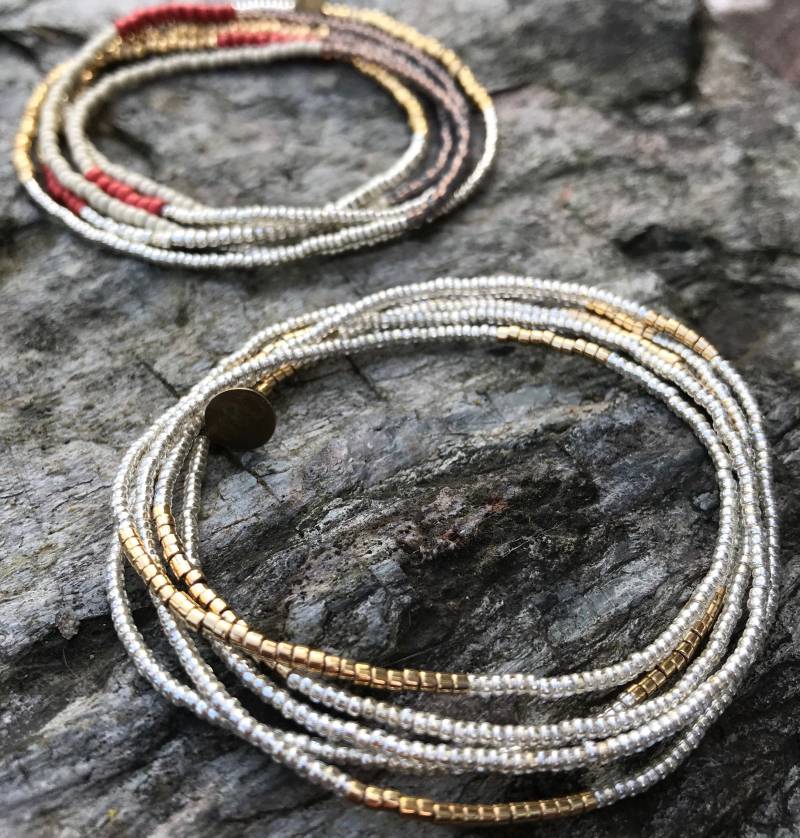 Silber - Und Goldfarbenes Armband/Halskette Silber - Und Goldfarbenes Armband/Halskette von NASHANDDUFF