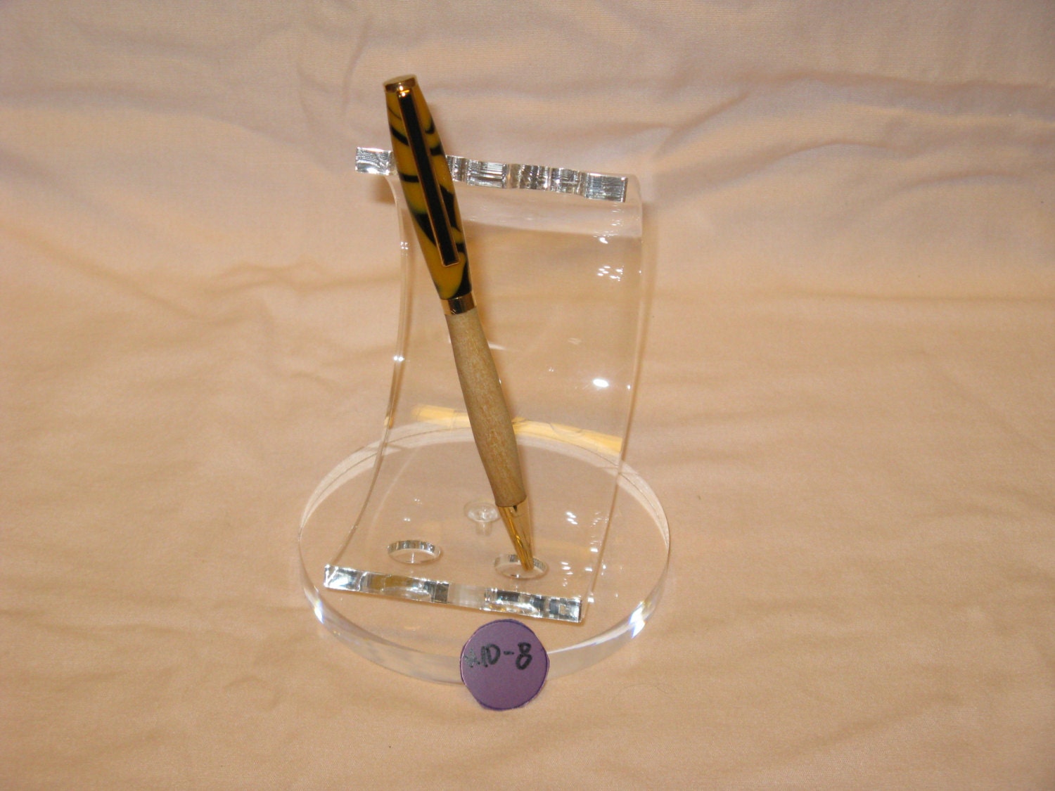 Comfort Drehstift | Ahorn Mit Einem Wirbel Aus Gold Und Schwarzem Acryl | 24Kt Vergoldung Comfort Drehstift | Ahorn Mit Einem Wirbel Aus Gold Und Schwarzem Acryl | 24Kt Vergoldung von NATNICARTISANS