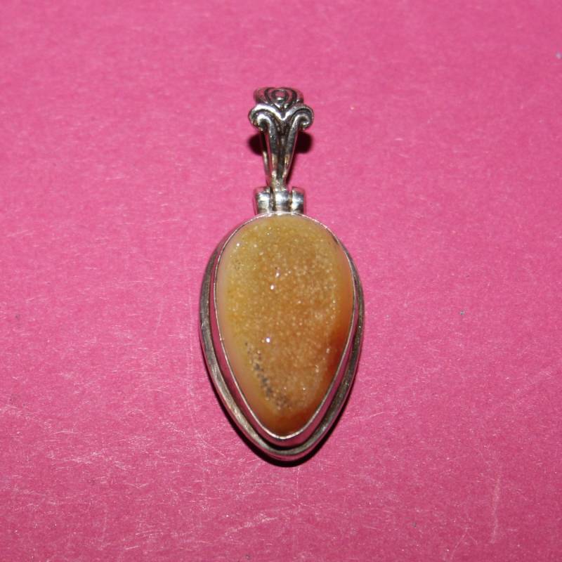 Vintage Sandstein Tropfen Anhänger - Sterling Silber Zwillinge von NAttic