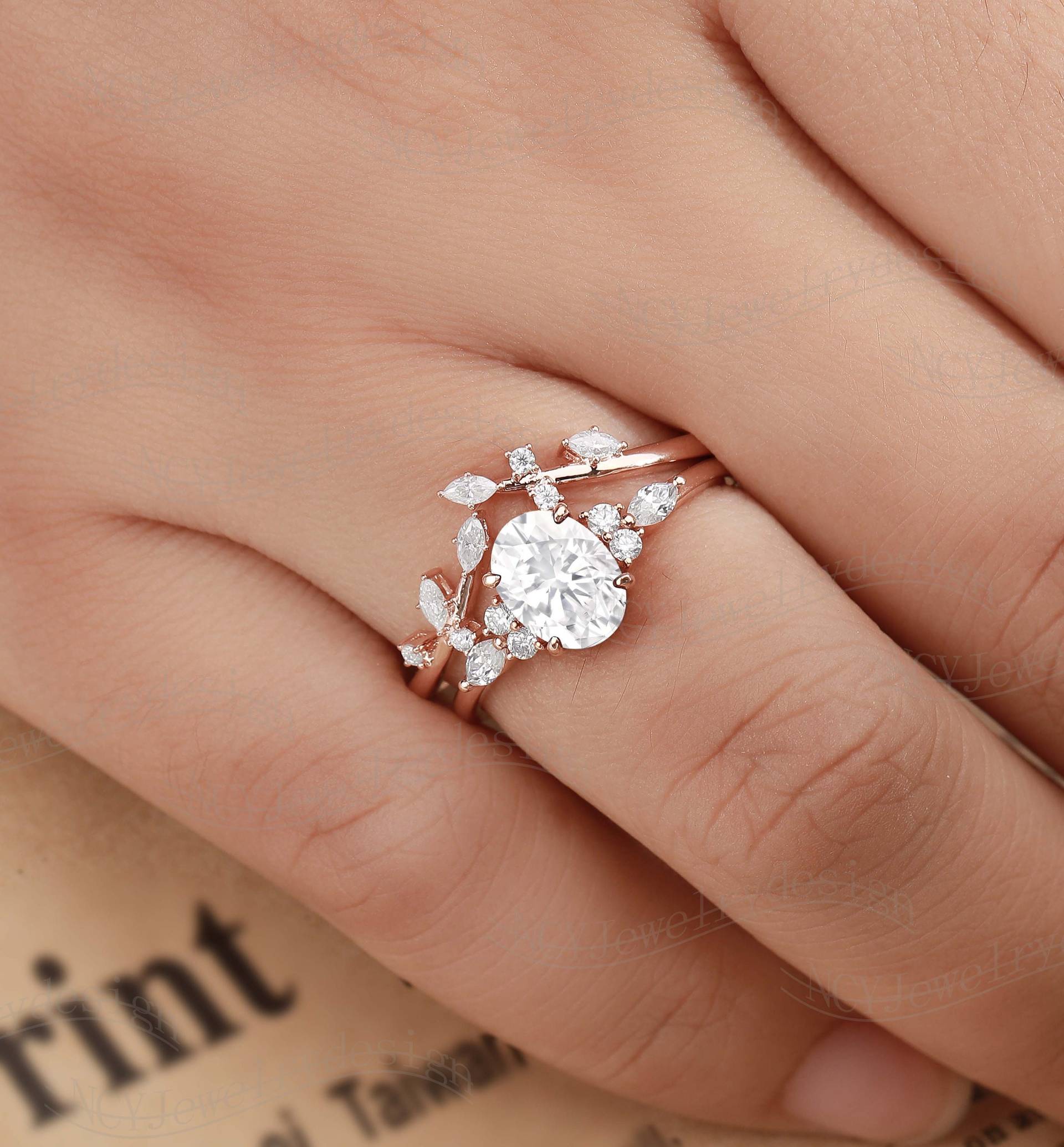 Ovaler Moissanite Verlobungsring Set, Cluster Ring, Marquise Diamant Blatt Ring Rosegold, Zweig Olivenzweig von NCYJewelrydesign