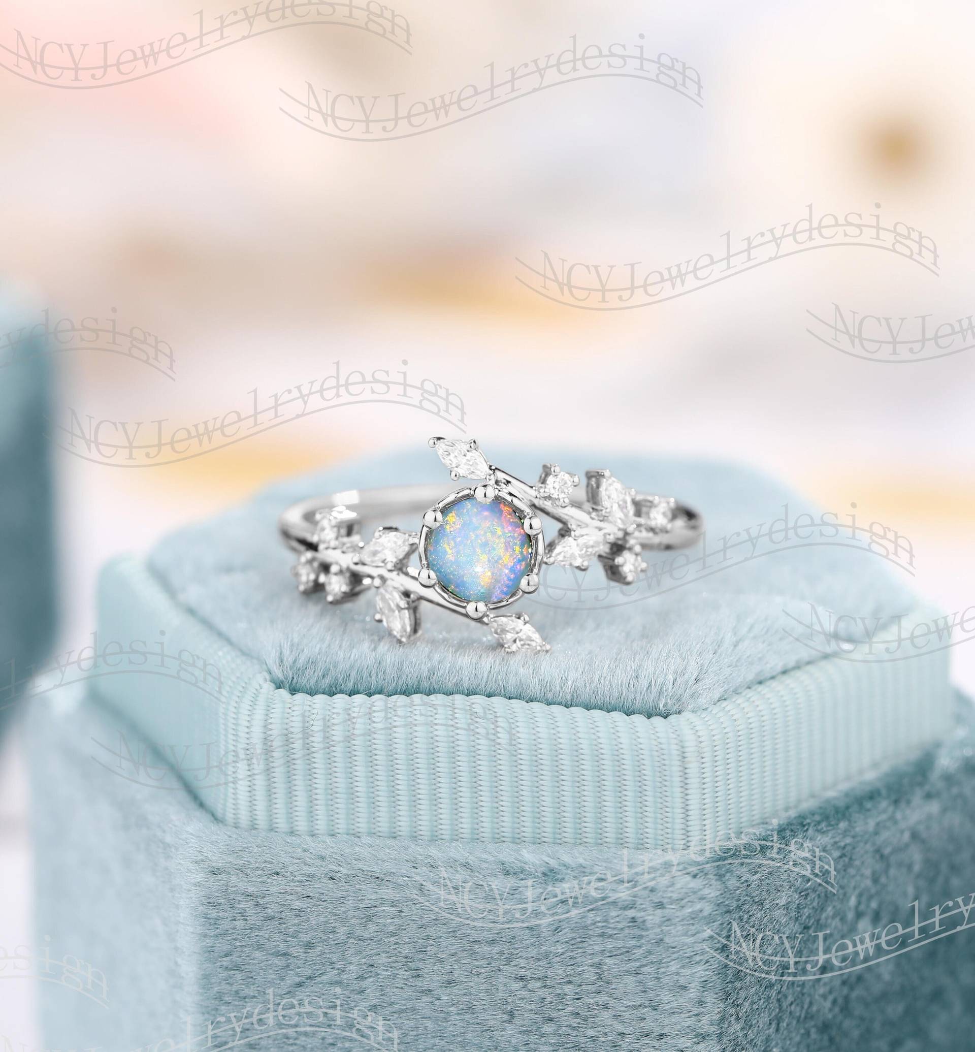 Runder Opal Verlobungsring, Blatt Moissanit Ring, Wickelring, Marquise Diamant Zweig Weißgold Zarter Ring von NCYJewelrydesign