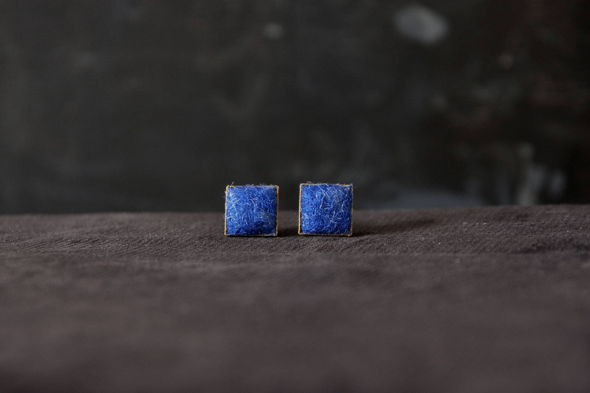 Dunkelblau Filz Ohrringe, Gefilzt Modernen Schmuck, Ohrstecker Dunkelblau Filz Ohrringe, Gefilzt Modernen Schmuck, Ohrstecker von NEEDOFELTproducts