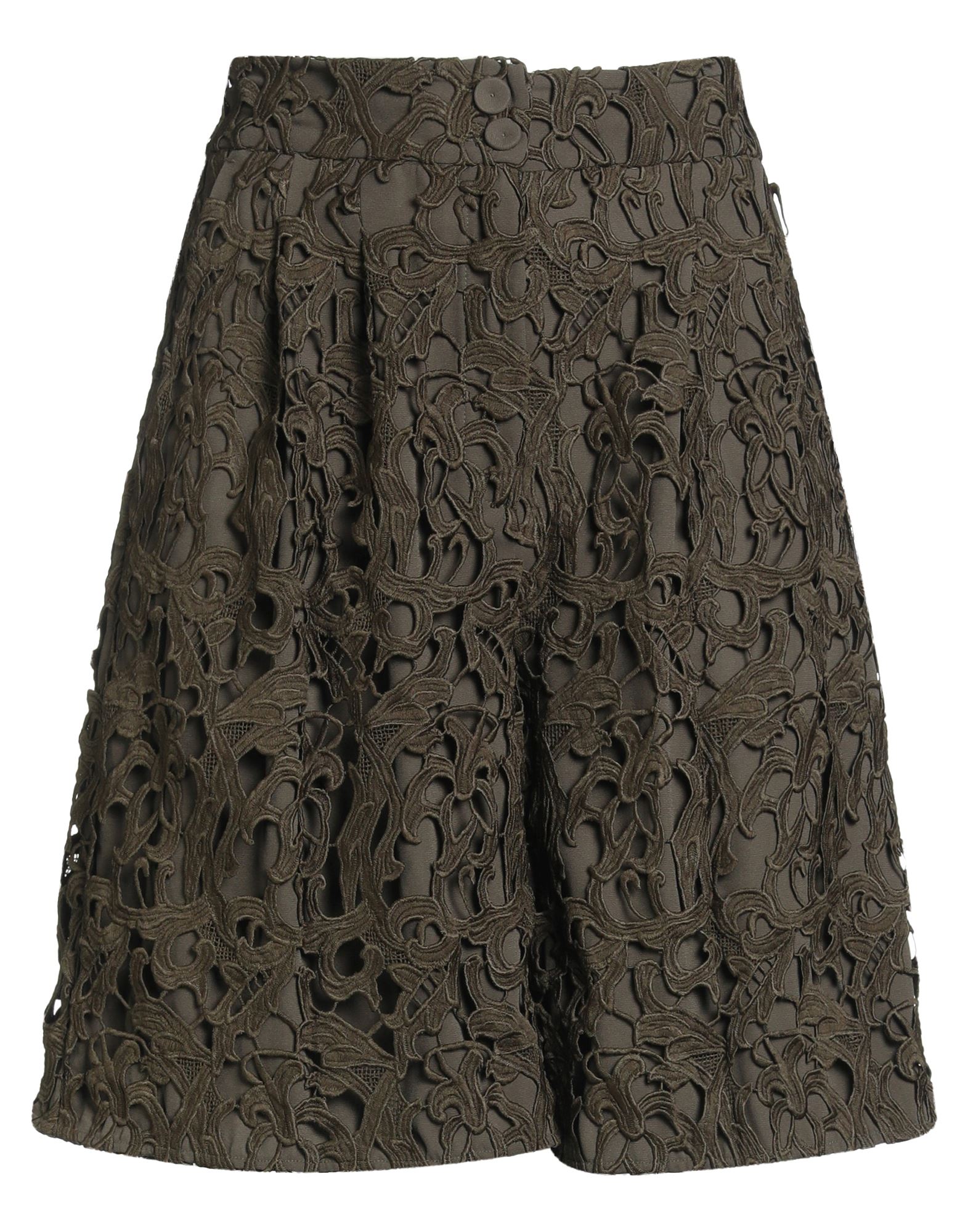 NENETTE Shorts & Bermudashorts Damen Militärgrün von NENETTE