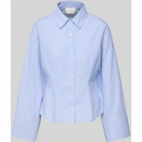 Neo Noir Bluse mit Sportmanschetten und Kentkragen in Hellblau, Größe 38 von NEO NOIR