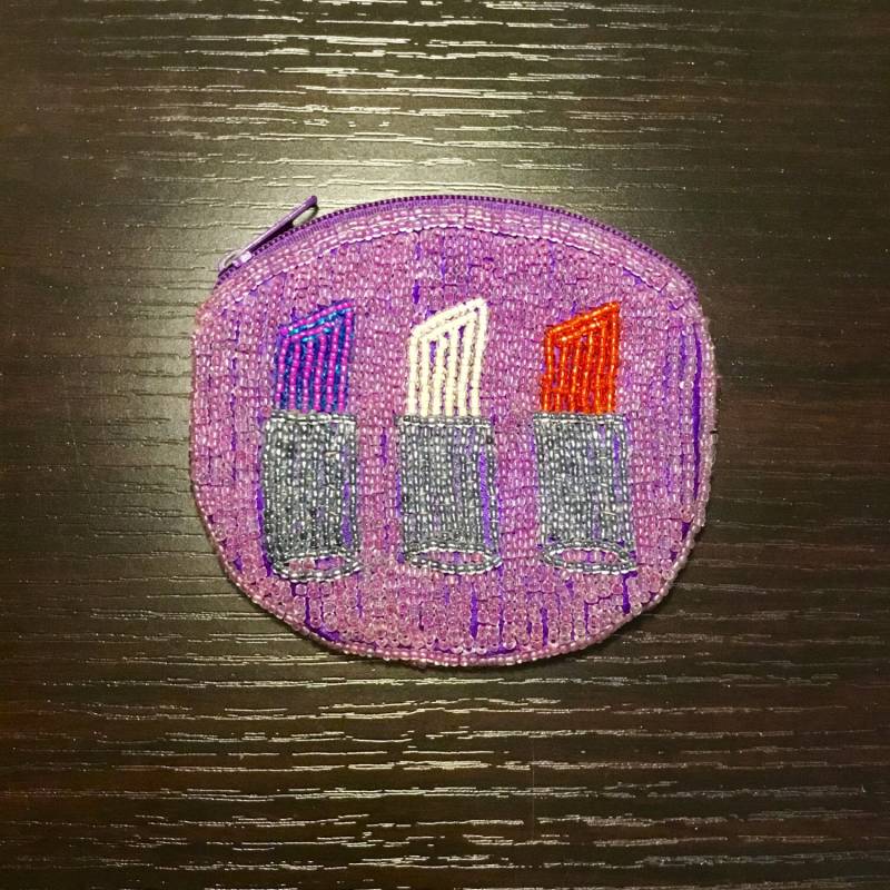 Vintage Perlen Lila, Rot Und Weiß Lippenstift Verschönerte Geldbörse / von NEONBULL