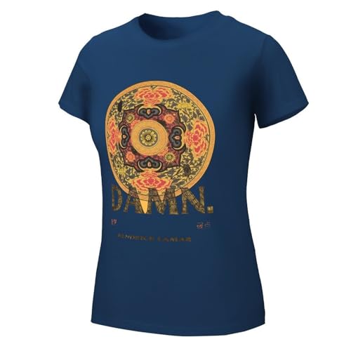 Damen Ken*drick Baumwolle T-Shirts Coole Logo Druck Schwarz La*mar T Shirts Rundhals Kurzarm Sommer lässig Singer Tshirts Crew Neck Bluse Tops für Frauen Fans Merch Geschenke Damen Ken*drick Baumwolle T-Shirts Coole Logo Druck Schwarz La*mar T Shirts Rundhals Kurzarm Sommer lässig Singer Tshirts Crew Neck Bluse Tops für Frauen Fans Merch Geschenke von NEUITAE