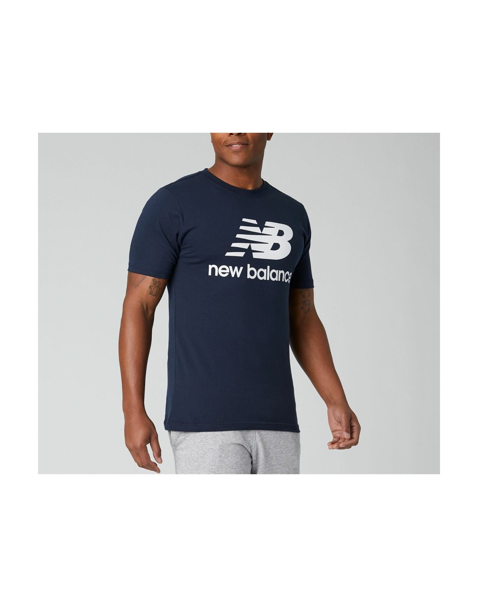 NEW BALANCE T-shirts Herren Nachtblau von NEW BALANCE