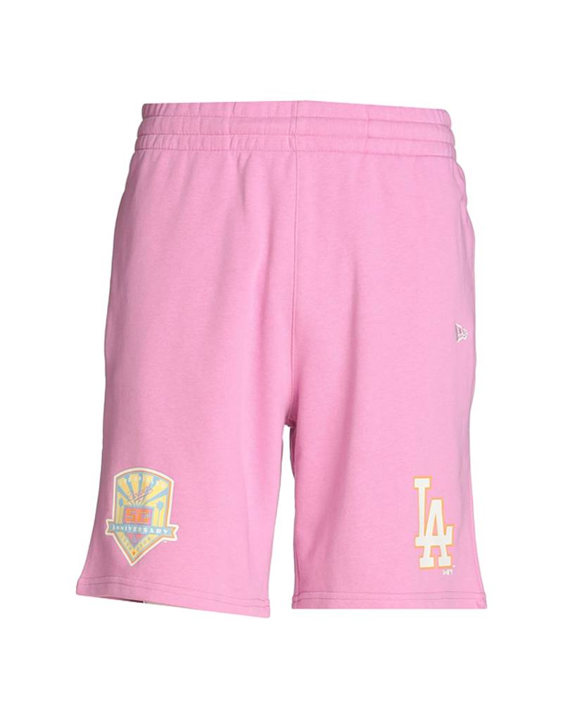 NEW ERA Shorts & Bermudashorts Herren Rosa von NEW ERA