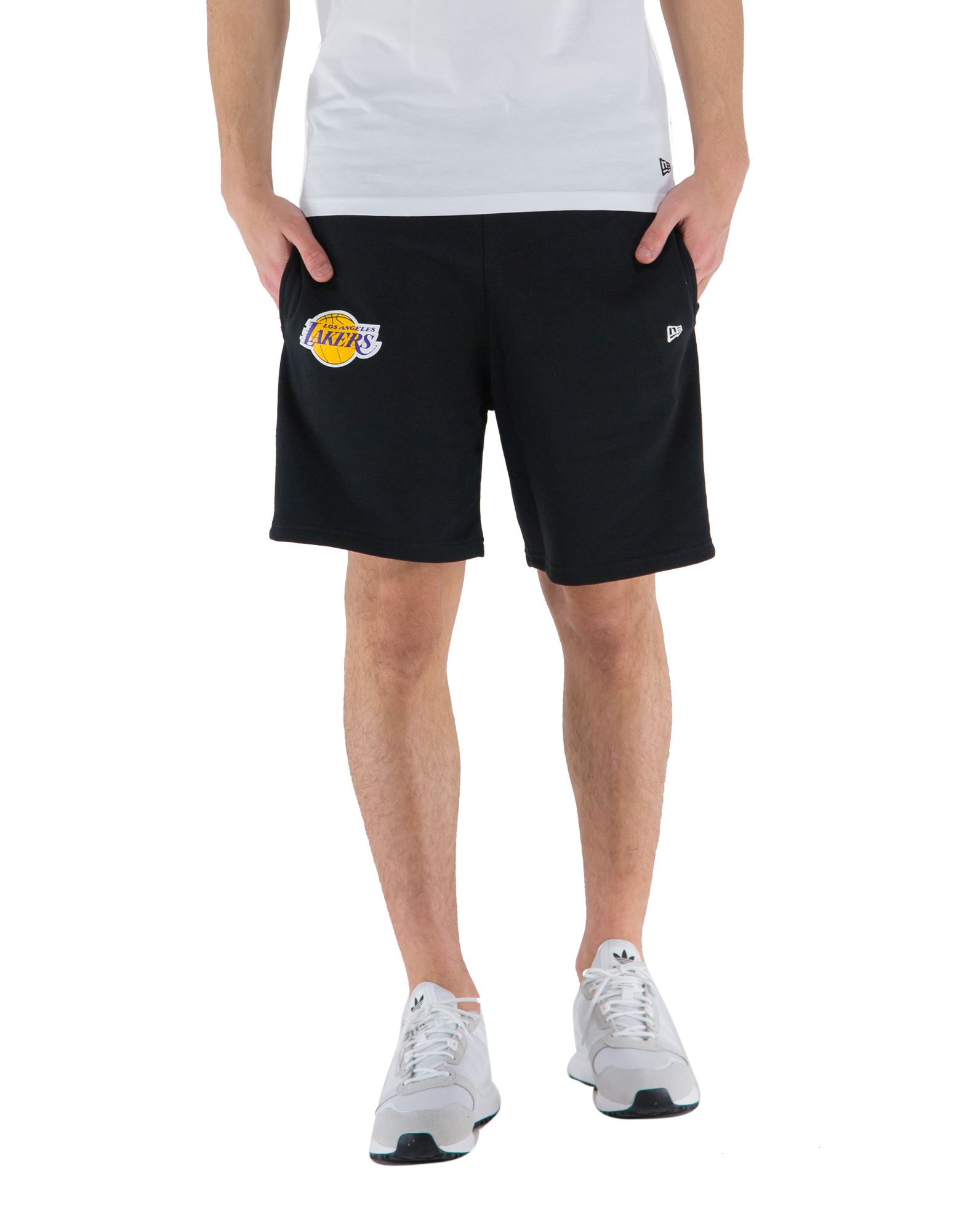 NEW ERA Shorts & Bermudashorts Herren Schwarz von NEW ERA