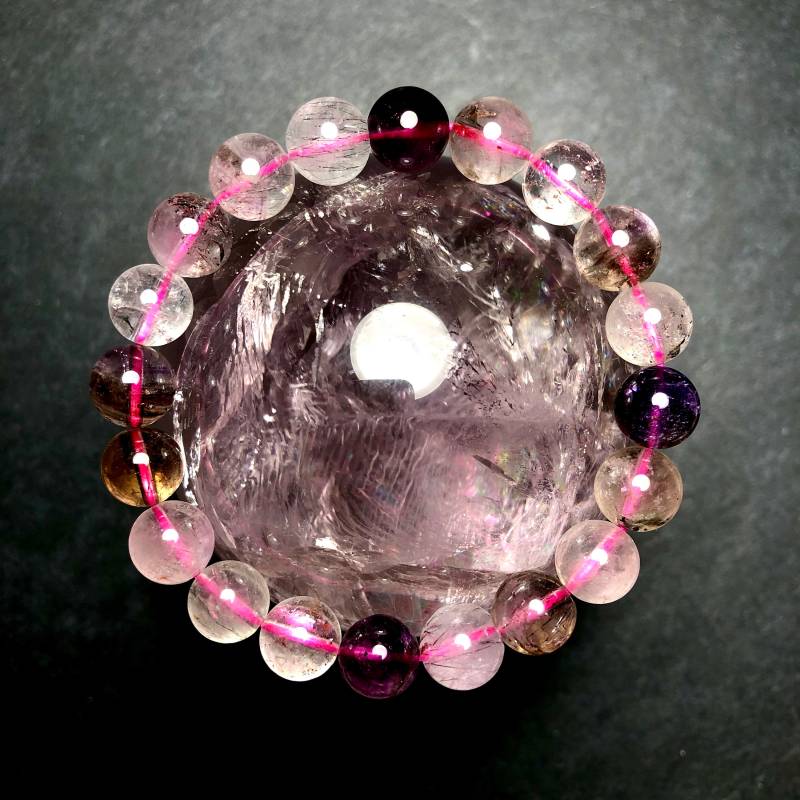 Armband - Unikat 9, 5mm 24, 9G Super Seven Perlen Armband Rutil Amethyst Golden Erdbeere Multi-Colour 7 Mix Crystal Quartz von NGNGNCrystal