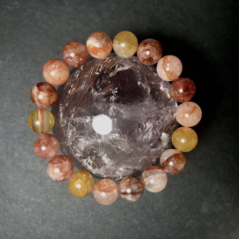 Armband - Unikat Roter Und Gelber Hämatoid Quarz 12mm 40G Einschluss Mineralien Handgemachter Natürlicher Kristall Schmuck Regenbogen One Of A Kin von NGNGNCrystal