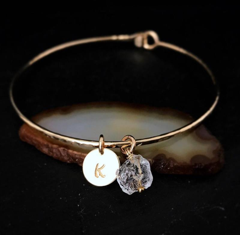 Bergkristall Callow Charm Armreif | Personalisierter April Geburtsstein Neue Mom Geschenk Mütter Schmuck Echter Quarz von NICCOLETTI