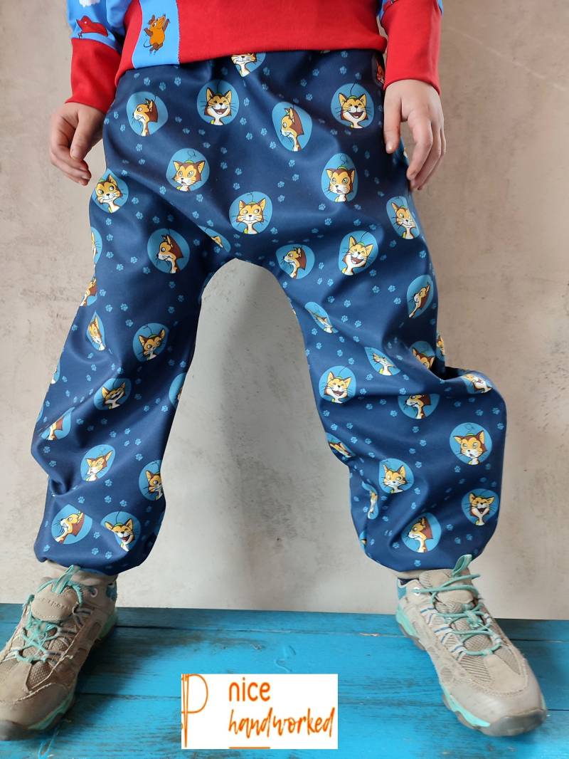 Softshellhose Im Baggy-style, Petterson Und Findus Dem Elefanten Jungen Mädchen Von 92 - 128 von NICEhandworked