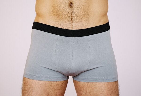 NIKOLAIKIKI Basic Pants Men von NIKOLAIKIKI