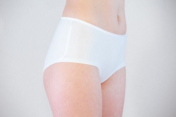 NIKOLAIKIKI Basic Pants Women von NIKOLAIKIKI