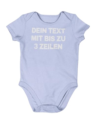 NIMAMA Baby Strampler Bedrucken Lassen - Unisex Bio-Baumwoll Body mit Wunschtext personalisiert - Individueller Strampler als Geschenk für Jungen und Mädchen selbst gestalten - Hellblau 3-6 Monate von NIMAMA
