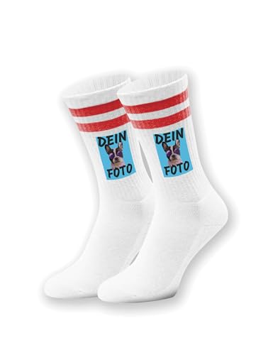 NIMAMA Damen & Herren Socken bedrucken lassen mit eigenem Foto - Unisex Tennissocken als Geschenk - Weiße Sportsocken mit lustigem Logo Statement - Weiß/Rot 36/41 von NIMAMA