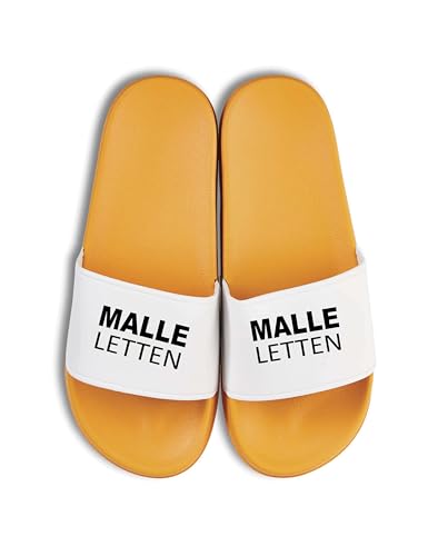 NIMAMA Malle Letten Badelatschen - Mallorca Statement Flip Flops Badeschuhe Unisex - Badesandalen & Hausschuhe für Damen & Herren mit lustigem Spruch - Gelb/Weiss - 38/39 von NIMAMA