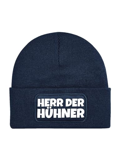 NIMAMA Mütze Beanie Herr Der Hühner Wintermütze Statement Spruch Print Geschenk Unisex Strickmütze für Herren - Navyblau NIMAMA Mütze Beanie Herr Der Hühner Wintermütze Statement Spruch Print Geschenk Unisex Strickmütze für Herren - Navyblau von NIMAMA