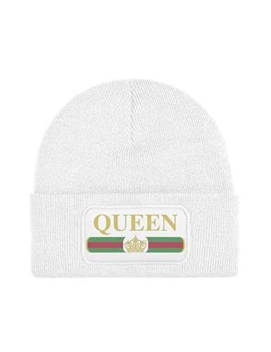 NIMAMA Mütze Beanie Queen Pärchen Wuntermütze Statement Spruch Print Geschenk Unisex Strickmütze für Herren & Damen - Weiß von NIMAMA