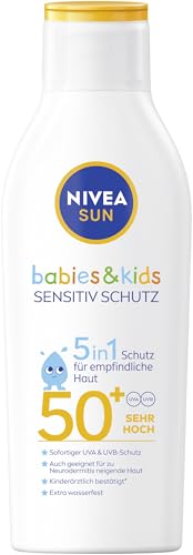 NIVEA SUN Babies & Kids Sensitiv Schutz Sonnenmilch LSF 50+ (200 ml), extra wasserfeste Sonnencreme mit LSF 50+, Sonnenlotion für Kinder ohne Parfüm von NIVEA