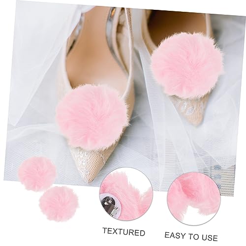 NIYANGLE 2 Stück Abnehmbare Pompom Schuhclips Weiße Kunstpelz Buckles Weiche Schuhschmuck Accessoires für Damen High Heels Sneaker Vielseitige DIY Schuhdekoration von NIYANGLE