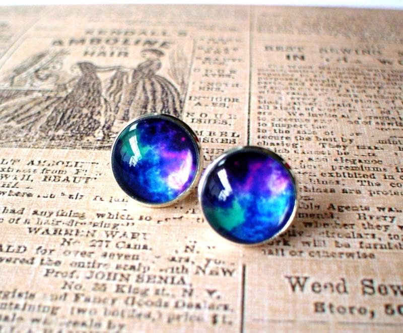 Galaxy Bright Blue Lila Farbe Ohrstecker/Toll Für Party, Schönes Geschenk Sie von NJsDreamBoxes