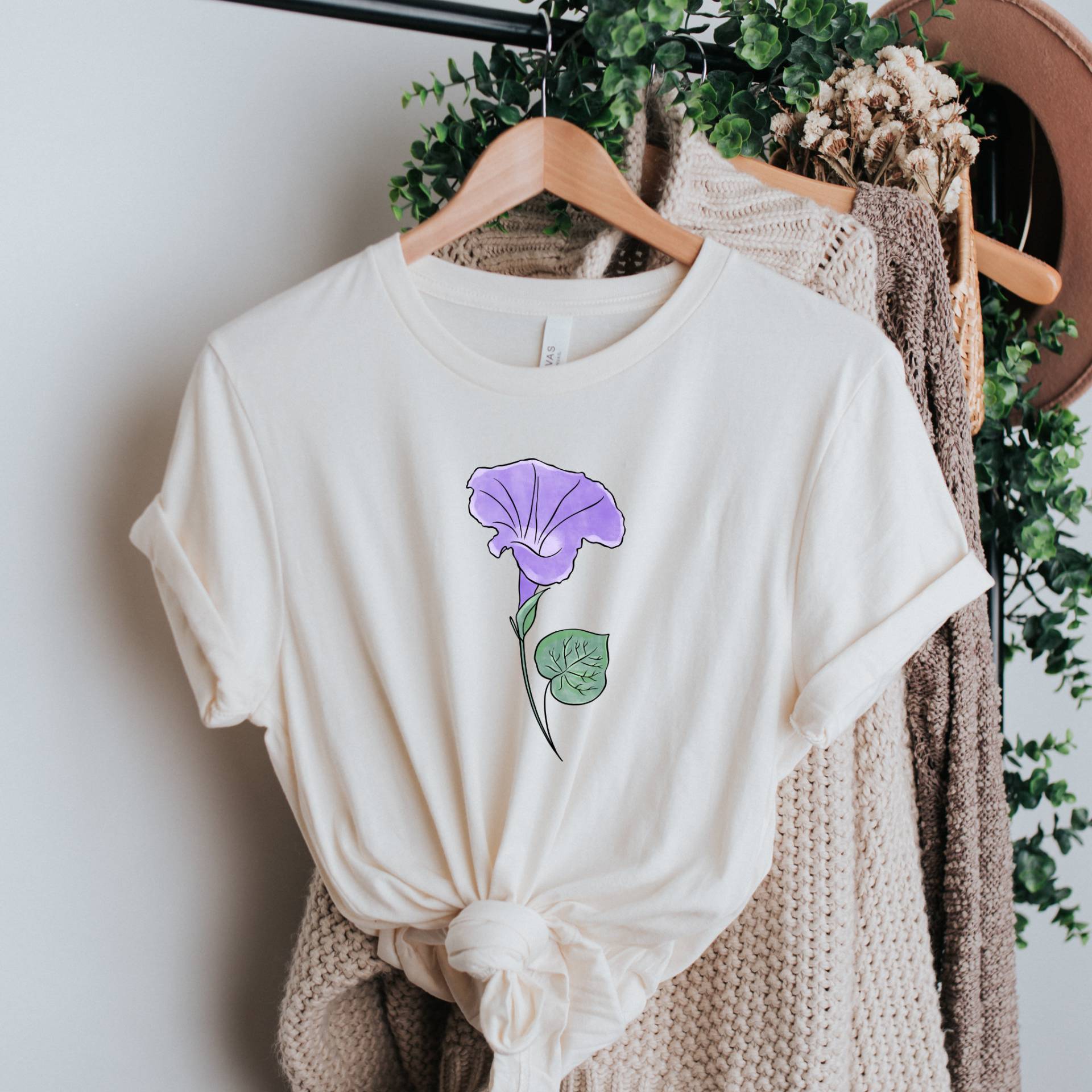 Geburtsblume Shirt, Blumen Geburtsmonat September Morning Glory Geschenk, Geschenk von NKKApparel