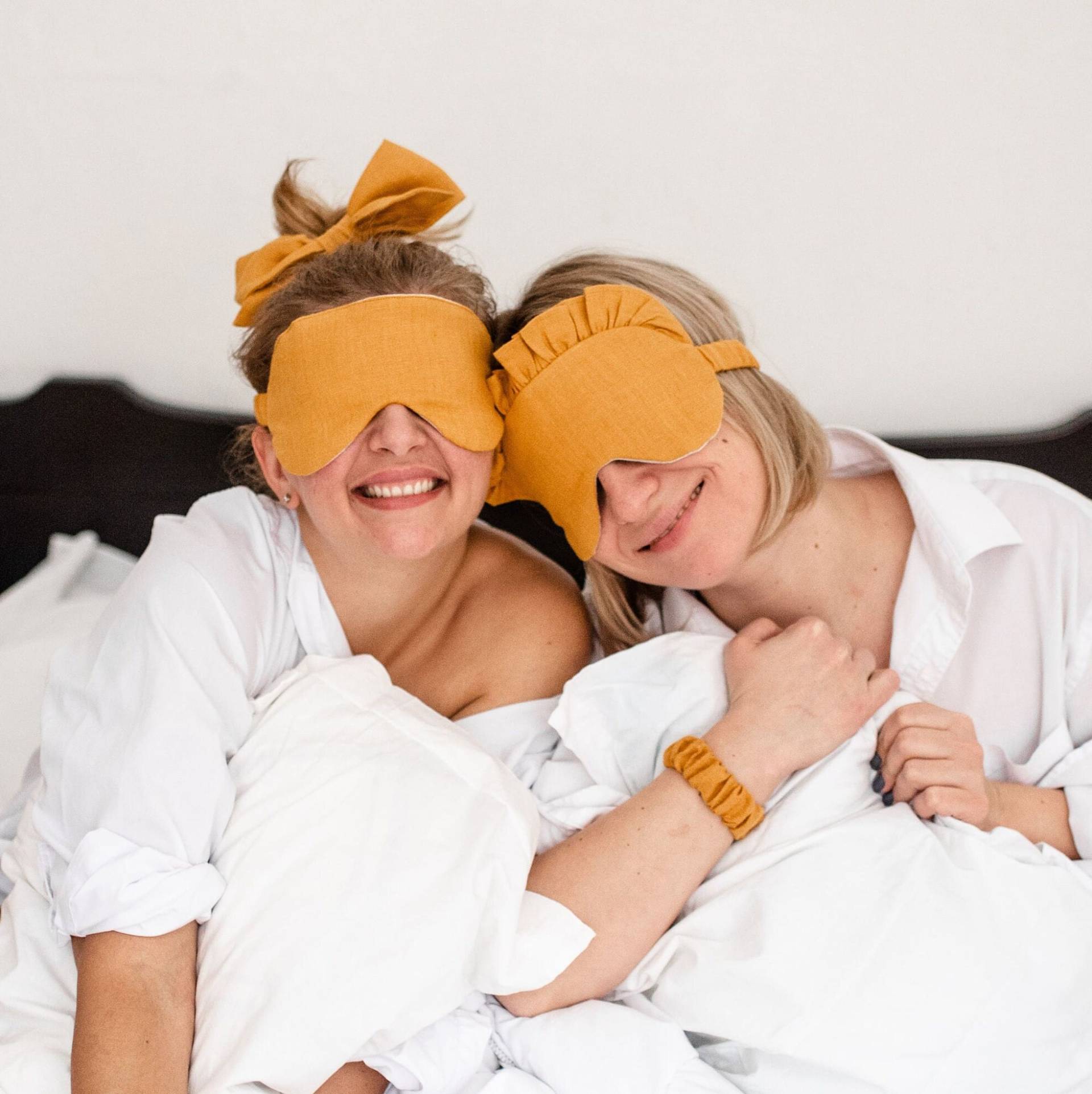 Leinen Schlafmaske, Gelbe Scrunchies Mit Schleife, Augenmaske Schlaf, Schlafmaske Set, Leinen Haargumdrehungen, Schlaf Geschenkbox von NLcozyHome