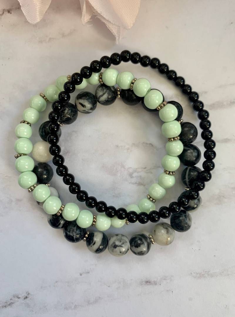 Zebra, Mint Und Silber Perlen Armband Set von NMBDesignCo