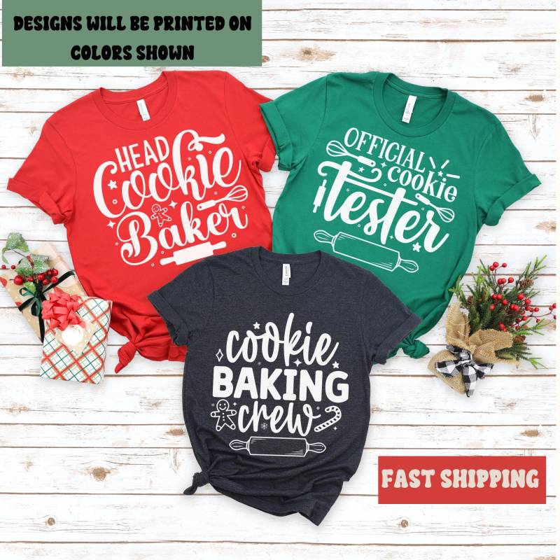 Weihnachtsplätzchen-Backen-Crew-Shirts Satz Von 3 Designs Passende Feiertags-Backen-Hemden Festliche Plätzchen-Party-T-Shirts von NMSCharms