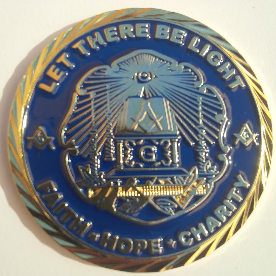 Masonic Let There Be Light 4, 5 cm Gedenkmünze Mit Zwei Seiten Masonic Let There Be Light 4, 5 cm Gedenkmünze Mit Zwei Seiten von NMSMasonicOutfitters