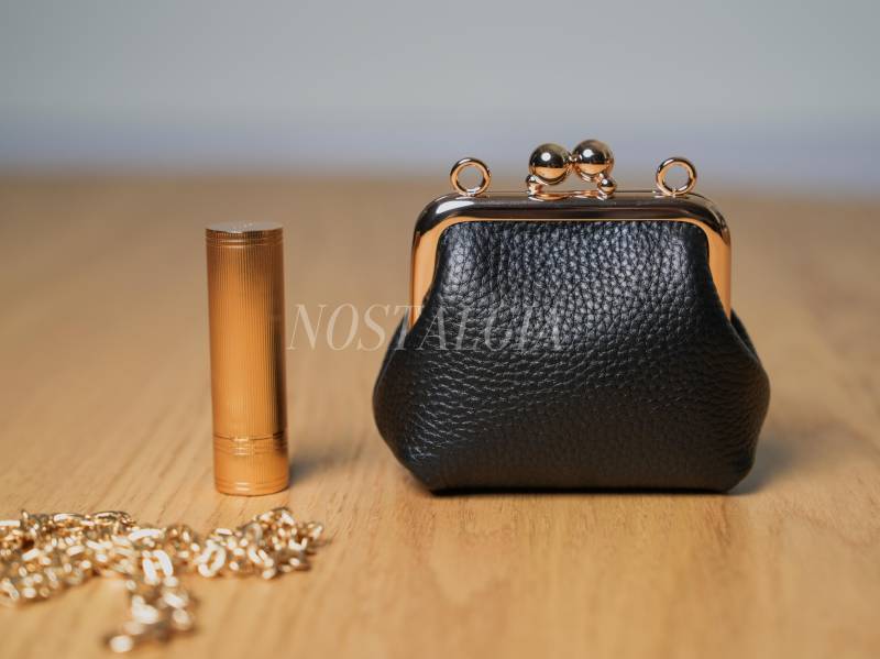 Schwarze Handgemachte Echte Leder Mini Kiss Lock Tasche/Vintage Retro Gatsby Schulter Und Crossbody Geldbörse Brieftasche Clutch von NNostalgia