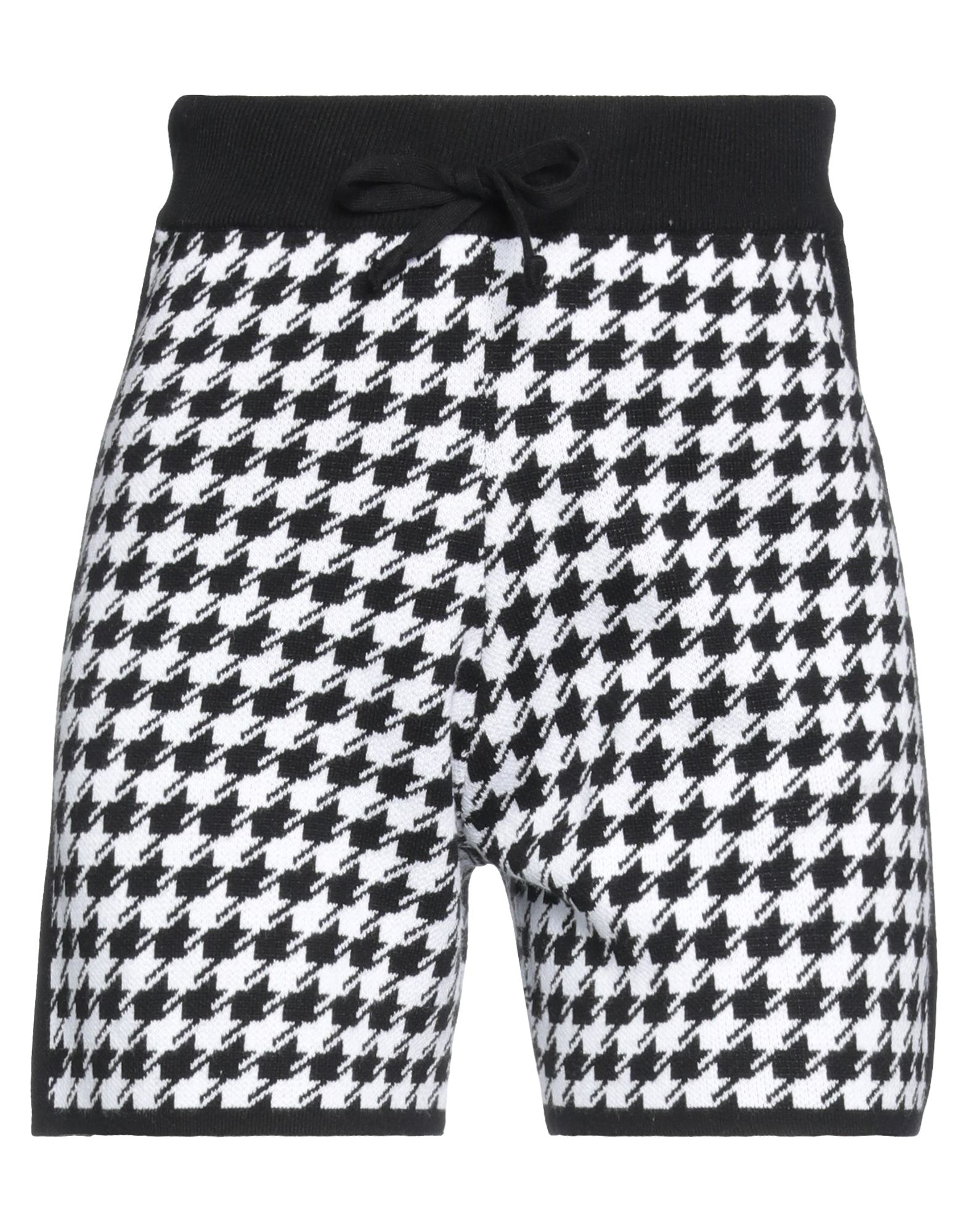 NO SECRETS Shorts & Bermudashorts Damen Schwarz von NO SECRETS