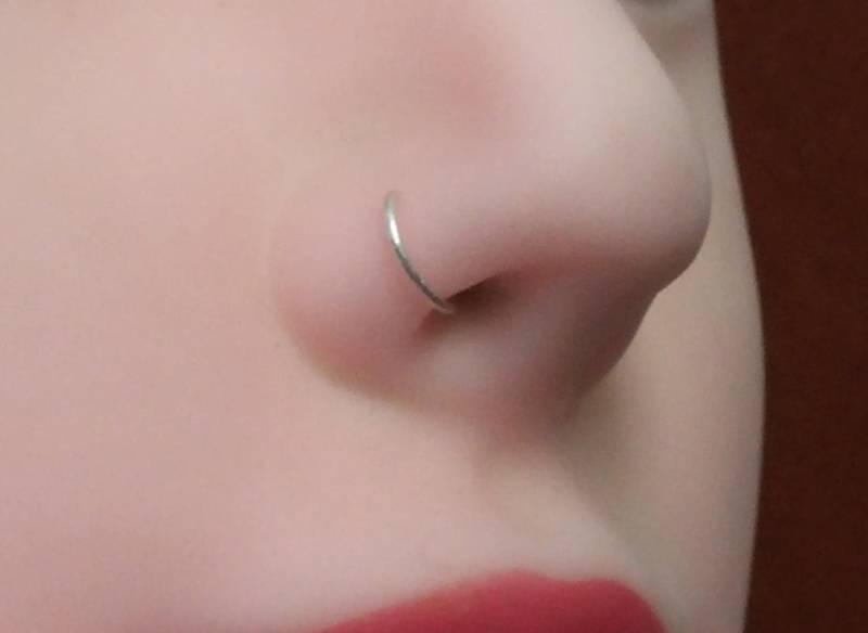 Fake Nasenring, Silber Hoop, Piercing, Faux Nasenschmuck, Nasenbügel, Nasenpiercing, Nasenpiercing von NOAJEWELRY1