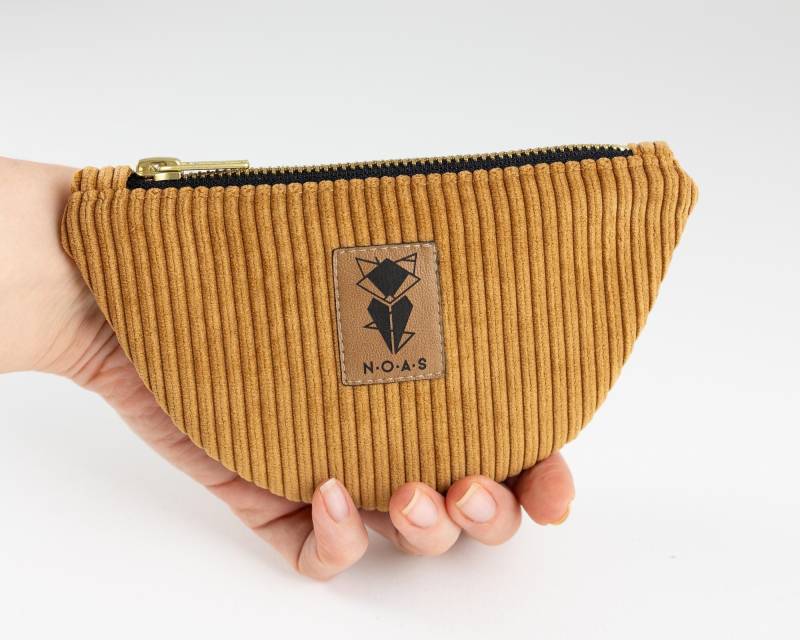 Mini Geldbörse Mit Kartenfächern Cord Honiggelb - Moon Bag Rund von NOASBerlin