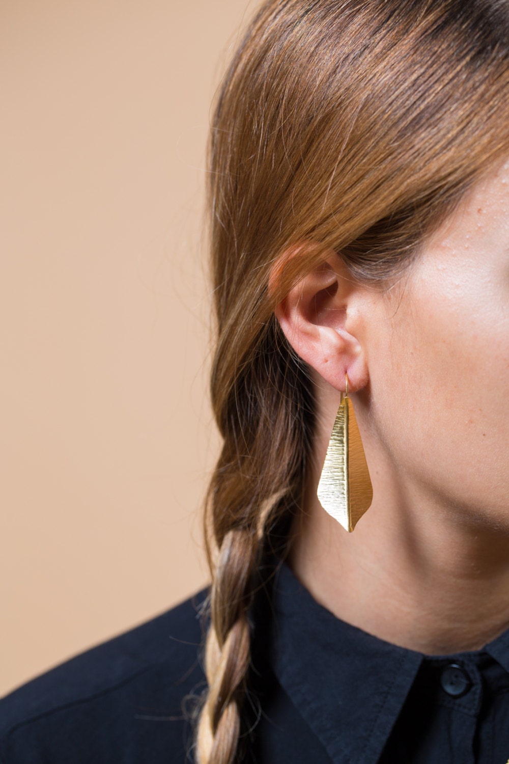 Blattgold Ohrringe, 24K Vergoldete Statement Lange Geschenk Für Sie, Boho Style, Natur von NOAunisexJewelry