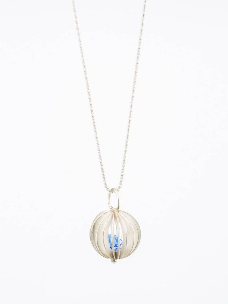 Lange Silberkette, Runder Käfig Mit Kristallperle Innen von NOAunisexJewelry