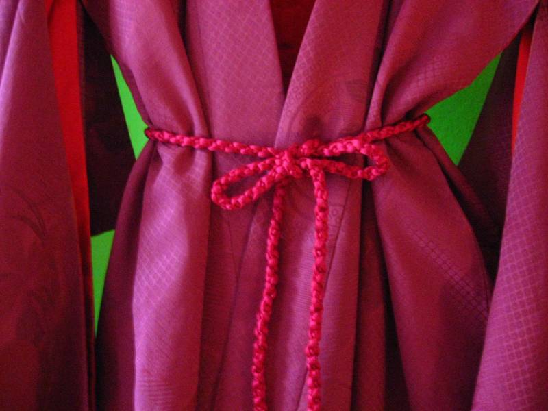 Obi Jime, Handgeflochtener Seidengürtel, Seidenschnur, Supersoft, Weich, Obijime, Kumihimo, Magenta, Rot, Flexibel von NOKIMO