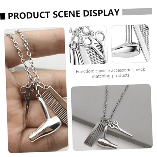 NOLITOY Friseurin Halskette mit Scheren Kamm anhänger Elegantes Schmuckstück für Damen Stilvolle Halskette Passend zu Pullover Mantel Schal Modisches Geschenk für Friseure von NOLITOY