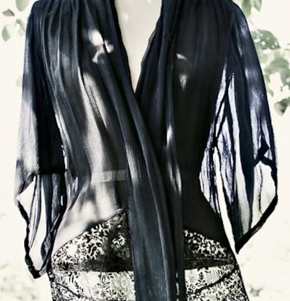 Elegantes Schwarzes Abendkleid Aus Den 1920Er Jahren von NOMADcreativeNOMAD